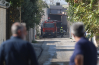 Φωτιά σε βιοτεχνίες στο Αιγάλεω: Υπό έλεγχο η πυρκαγιά