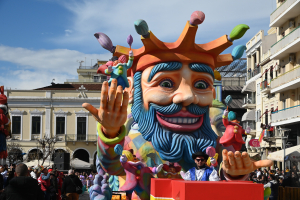 Πατρινό Καρναβάλι: Εκατοντάδες περιστατικά μέθης και ξυλοδαρμούς αντιμετώπισε ο Ερυθρός Σταυρός