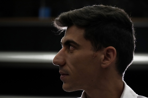 Οργή για μισαναπηρικό σχόλιο του Φειδία Παναγιώτου (βίντεο)