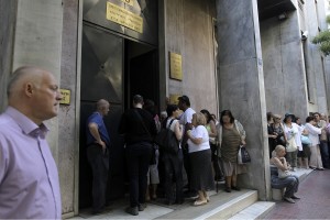 Ρυθμίσεις «τοκογλυφικού χαρακτήρα» στα στεγαστικά δάνεια χιλιάδων δημοσίων υπαλλήλων