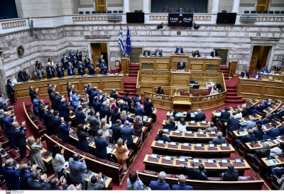 Σύγκρουση Μητσοτάκη - Τσίπρα για τις παρακολουθήσεις στη Βουλή, στα ύψη οι τόνοι, εκατέρωθεν κατηγορίες και επιθέσεις