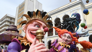 Απόκριες 2024: Οι Κυριακές του Τριωδίου, τα έθιμα και πότε καίμε τον Καρνάβαλο