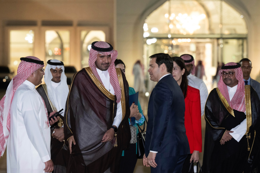 Σαουδική Αραβία: Στο τραπέζι ΗΠΑ - Ουκρανία μετά το φιάσκο στον Λευκό Οίκο