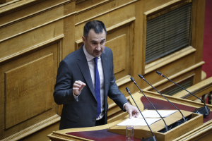 Ο Χαρίτσης έδειξε αντανακλαστικά...