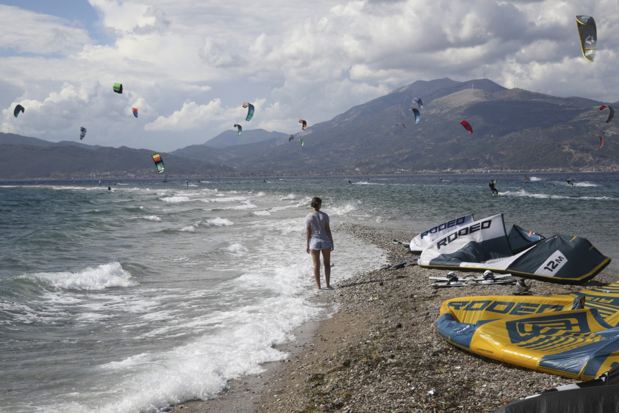Προειδοποιεί η EMY: Θυελλώδεις άνεμοι, 9 μποφόρ στο Αιγαίο και πιθανά απαγορευτικά την Παρασκευή