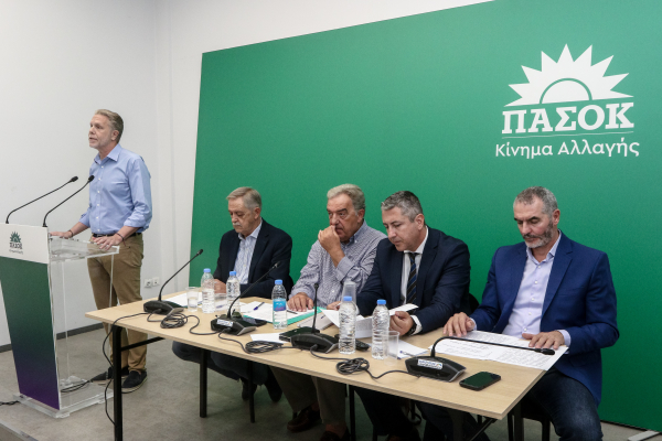 ΠΑΣΟΚ: «6 χρόνια ΝΔ - Αποτύχατε. Να η Ελλάδα που παραδίδετε στην ανάπτυξη»