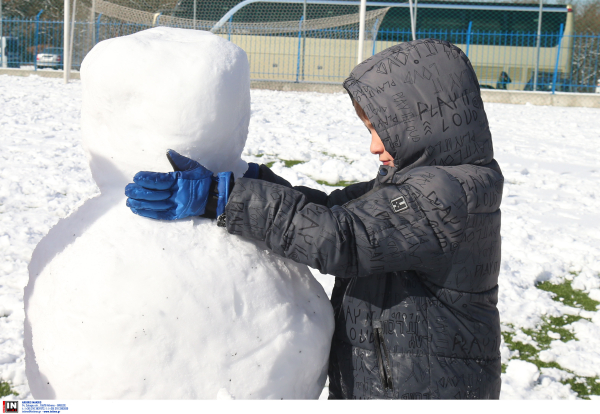Κλειστά σχολεία λόγω κακοκαιρίας: Πού θα γίνει το μάθημα με τηλεκπαίδευση