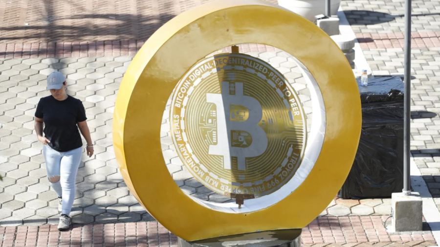 Φορολογία crypto: Νέοι κανόνες, διαφάνεια και σενάριο για συντελεστή 15% στην υπεραξία