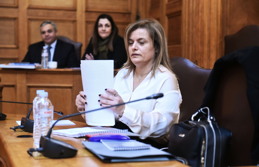 Εξεταστική Τεμπών: Νέες εντάσεις για το πόρισμα της Αρχής Διαφάνειας και την κατάθεση Καραμανλή