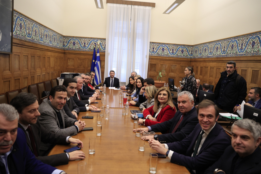 Η αμφιθυμία του ΠΑΣΟΚ για τον ΠτΒ