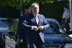 Βγήκαν μαχαίρια ανάμεσα σε Κατρούγκαλο και Παναγόπουλο