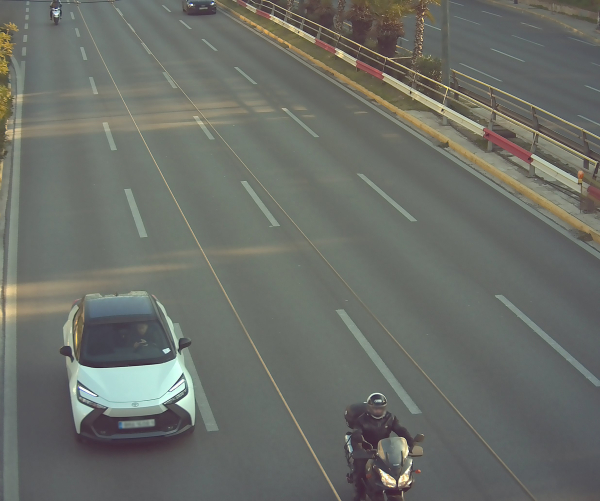 «Έπιασαν δουλειά» οι κάμερες της Τροχαίας: Περισσότερες από 2.500 παραβάσεις σε 4 ημέρες στην Αττική