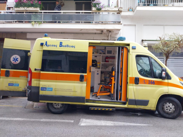 Λάρισα: Νεκρός 33χρονος - Έπεσε από μπαλκόνι πολυκατοικίας