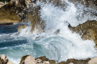 Αντιμέτωπο με 9 μέτρα κύματα ήρθε ένα κρουαζιερόπλοιο στον Βισκαϊκό Κόλπο - 100 τραυματίες