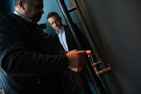 Ο Δούκας απαντά στον Μπακογιάννη για τη σφράγιση του κλαμπ στη Βουλιαγμένης: «Είναι παράξενο...»