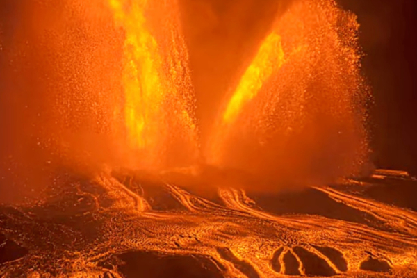 Χαβάη: Σε εξέλιξη νέα έκρηξη του ηφαιστείου Κιλαουέα - Συγκλονιστικές εικόνες (Live)
