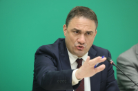 Τσουκαλάς κατά κυβέρνησης για τη Μονή Σινά: «Για τι ακριβώς πανηγυρίζει;»