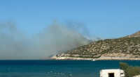 Φωτιά τώρα στην Κερατέα στην παραλία Χάρακας - Ήχησε 112