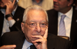 ΥΠΕΞ για Πέτρο Μολυβιάτη: «Διακρινόταν για το ήθος και τη διορατικότητά του