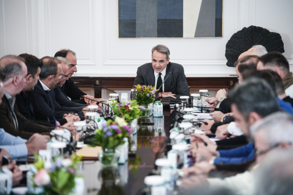 Το παρασκήνιο της συνάντησης με τους αγρότες - Διαπραγματευτικό χαρτί η αμνηστία στα πρόστιμα