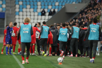 Στο νοσοκομείο ο προπονητής της Τουρκίας Κ21 - Κατέρρευσε την ώρα της αναμέτρησης με την Κροατία (Βίντεο)