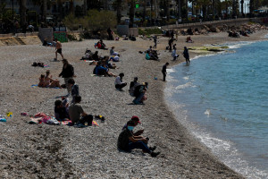 Καιρός: Θερμοκρασίες για παραλία το Μεγάλο Σάββατο και την Κυριακή του Πάσχα