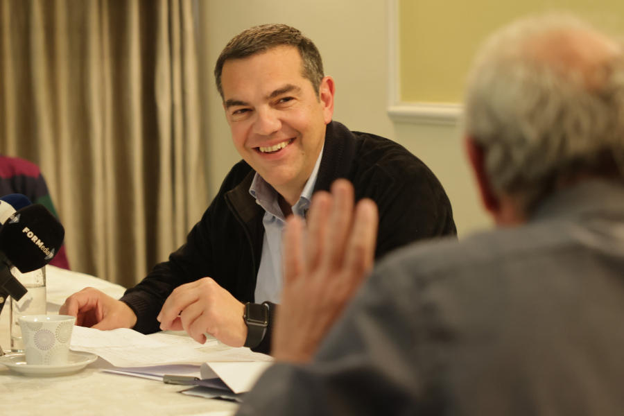 Με την τριπλέτα «λαός - ελίτ», «παρακολουθήσεις» και «ευρωπαϊκή κανονικότητα» πάει ο Τσίπρας στο debate