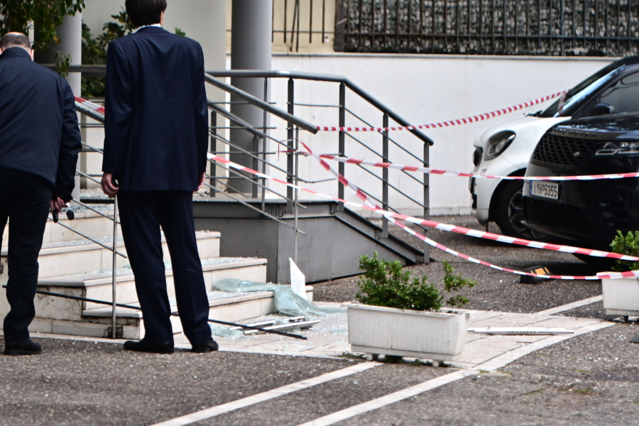 Greek Mafia: Τρεις συλλήψεις για την κινηματογραφική εκτέλεση του «Θαμνάκια»