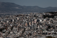 Ακριβότερη και δυσκολότερη η πρόσβαση στη στέγη – Αυστηρότεροι οι όροι στα στεγαστικά δάνεια