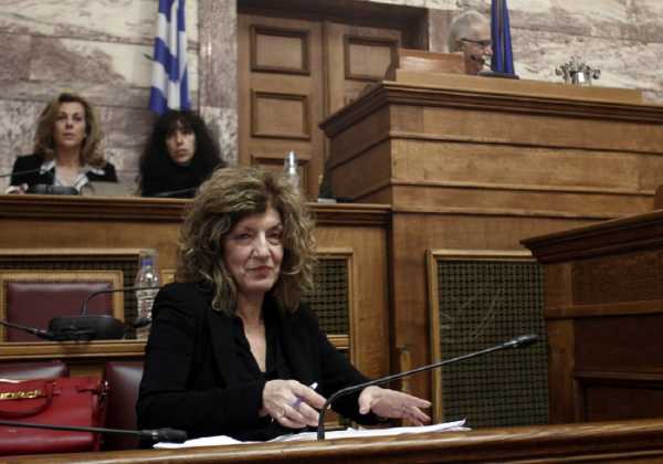 Αναγνωστοπούλου: Προσλήψεις σε ΑΕΙ και ΤΕΙ και υποτροφίες για μεταπτυχιακά