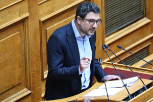 Νάσος Ηλιόπουλος: Η συνταγματική αναθεώρηση της ΝΔ είναι μια μετάβαση σε μια πιο αυταρχική δημοκρατία