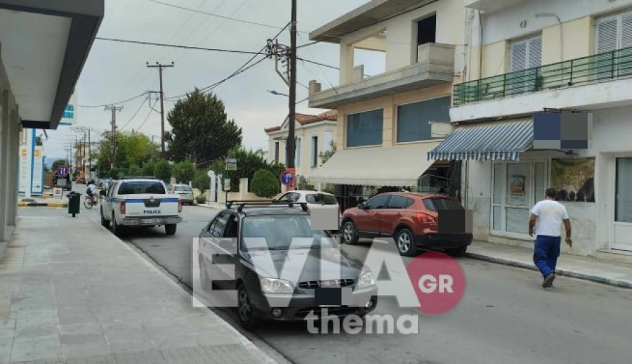 Πυροβολισμοί στην Ερέτρια: Τσακώθηκαν στη μέση του δρόμου και επέστρεψε με όπλο