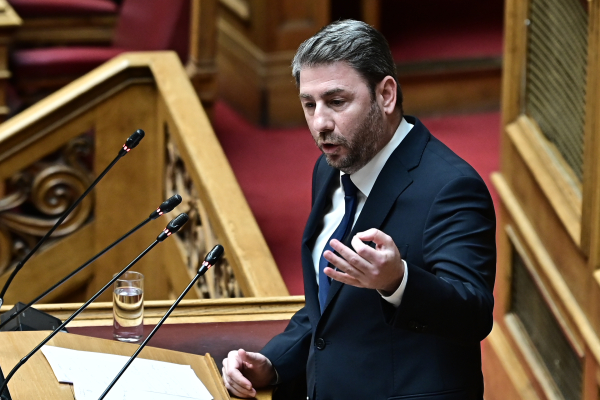 Ανδρουλάκης: «Ό,τι κάνατε με το σκάνδαλο των υποκλοπών, πάτε να το υλοποιήσετε και στα Τέμπη. Να μην πληρώσει κανείς»