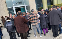 Στέφανος Κασσελάκης: Ανακοινώνει το νέο κόμμα σε λίγη ώρα - Πώς θα λέγεται (εικόνες)