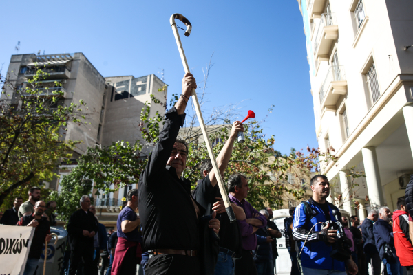 ΟΠΕΚΕΠΕ: Οι πληρωμές βυθίζονται στην ασάφεια - Οι αγρότες βγαίνουν στα μπλόκα