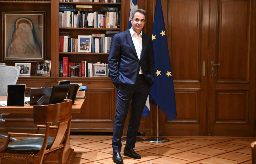 Σύμβουλος του Μητσοτάκη ο πρώην σύμβουλος του Ανδρουλάκη