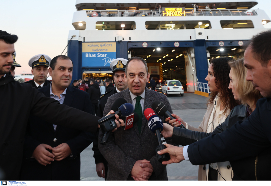 Πάσχα: Σε εξέλιξη η έξοδος των εκδρομέων από τα λιμάνια της Αττικής -«Ολα τα πλοία έχουν ελεγχθεί» δηλώνει ο Πλακιωτάκης