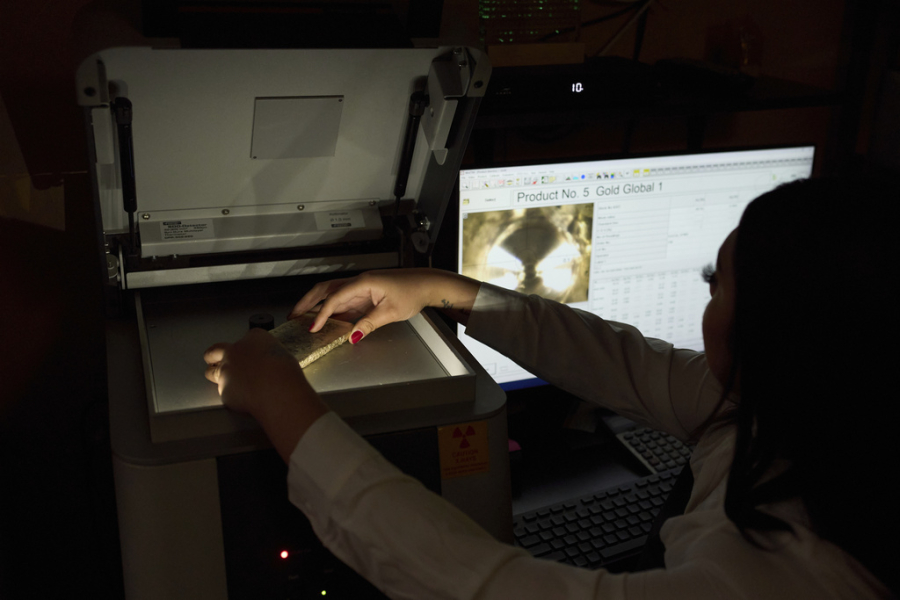 Gold Sovereign Hits Record €922.46 in Greece Amid Worldwide Gold Rally