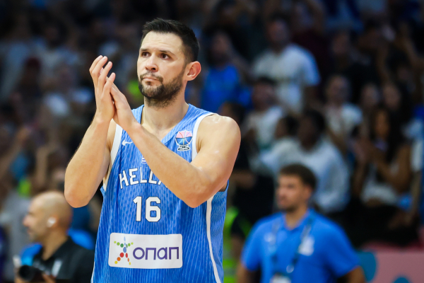 Παπανικολάου: Στα 15 μου σκεφτόμουν πόσο μαγική είναι μια νίκη με την Εθνική και τώρα το ζω