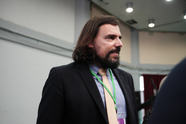 H αθλιότητα του Πέτρου Παππά και η μεροληπτική στάση του υπ. Πολιτισμού