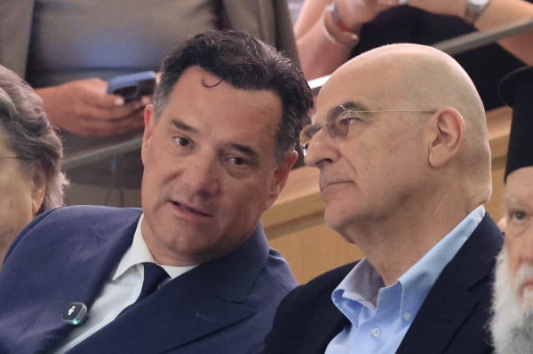 «Μόνο καλά λόγια έχω πει για τον Δένδια», είπε ο Άδωνις και έριξε εκ νέου την μπηχτή του