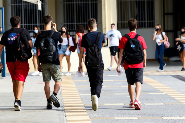 Τράπεζα Θεμάτων: Αλλαγές στο πρόγραμμα των Λυκείων για να ολοκληρωθεί η ύλη