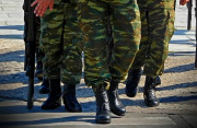 Έρχονται οι ανακοινώσεις για την αύξηση της στρατιωτικής θητείας