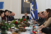 Κυβέρνηση σε ναρκοπέδιο - Ο χρόνος μετράει αντίστροφα