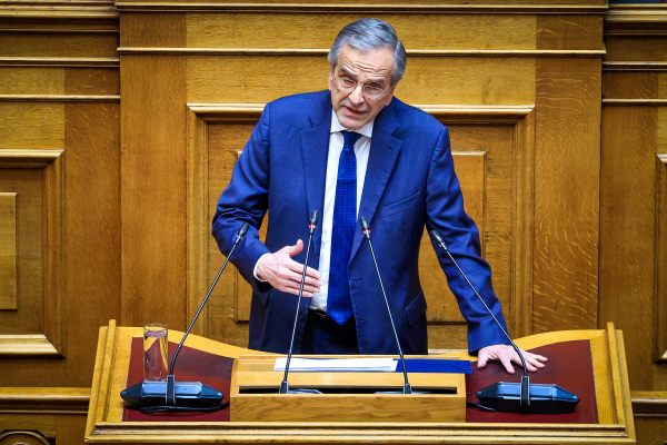 Δείτε live την παρέμβαση Σαμαρά στη Βουλή