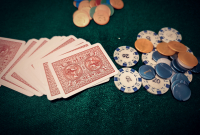 Στο στόχαστρο της κυβέρνησης ο παράνομος τζόγος: Τι προβλέπει το νέο νομοσχέδιο