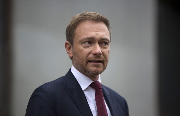 Ψήφο εμπιστοσύνης στη Μέρκελ δίνει το FDP