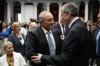 Σαμαράς: Δεν ξέρω ποιους ακούει ο Μητσοτάκης αλλά κάνει λάθος - Κ. Καραμανλής: Ωρα επείγοντος συναγερμού