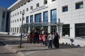 «Καρφώνει» ΕΜΠ το υπουργείο Παιδείας για την προκαταβολή του 80% σε φοιτητές του Erasmus+