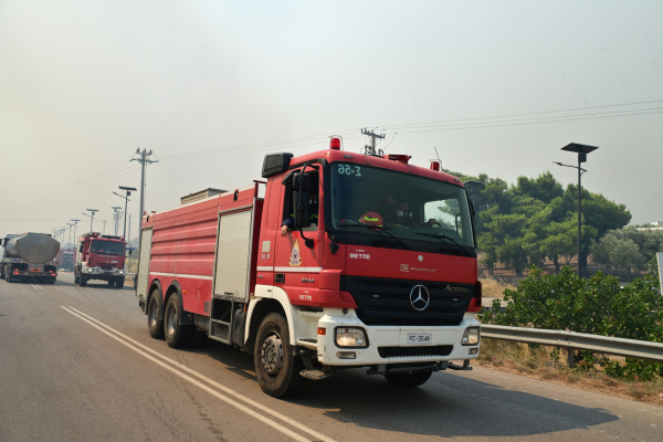Φωτιά σε χαμηλή βλάστηση στη Νέα Τένεδο Χαλκιδικής